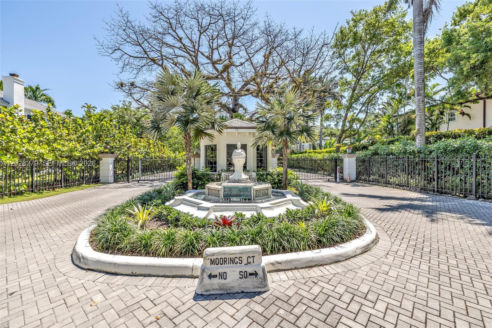3462 N Moorings Way, Miami FL 33133 — 5