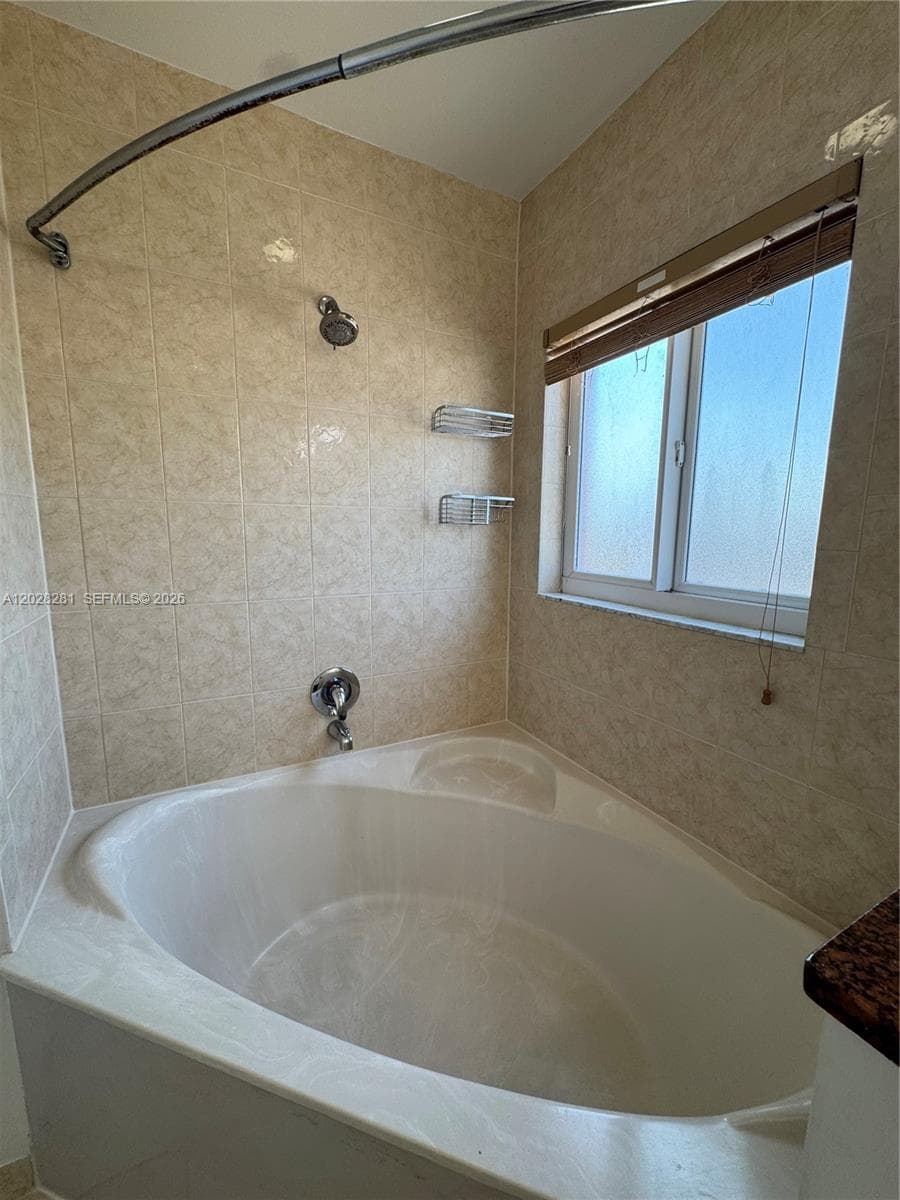 6004 SW 8th St # 2, West Miami FL 33144 — 17