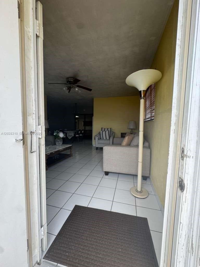 252 E 37th St, Hialeah FL 33013 — 7