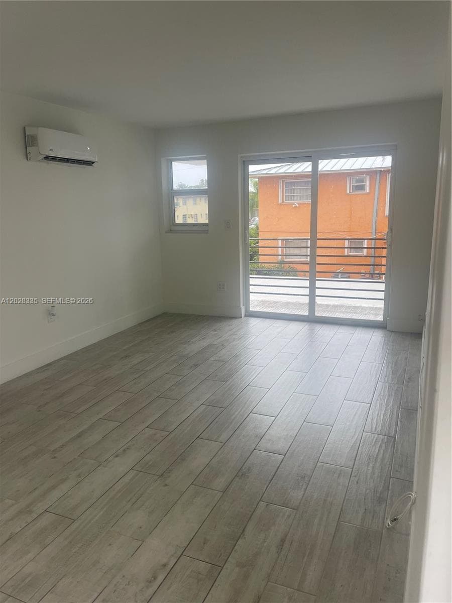2008 SW 3rd St # 4, Miami FL 33135 — 4