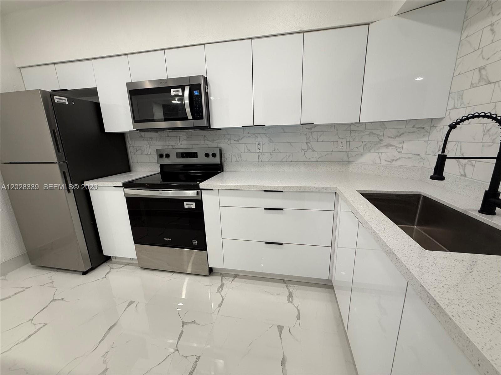 6520 W 8th Ln # 2, Hialeah FL 33012 — 6