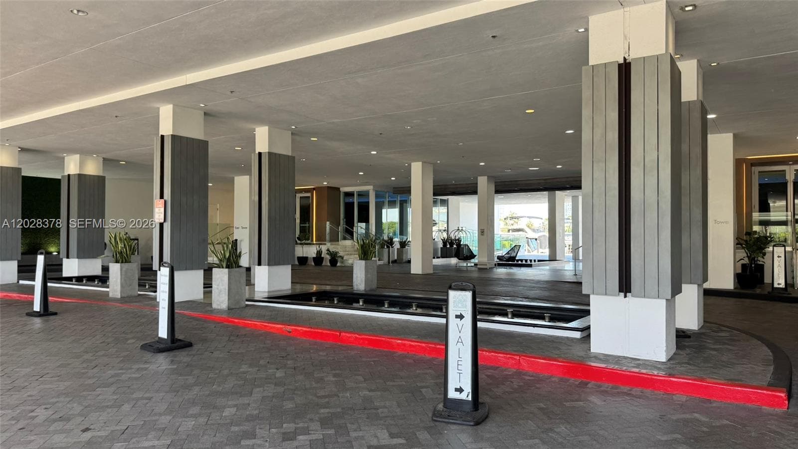 400 Sunny Isles Condo Wes, Sunny Isles Beach, FL — 47
