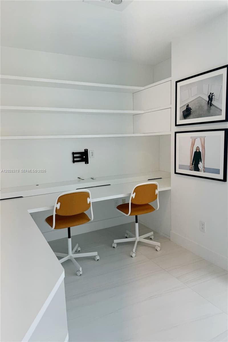 400 Sunny Isles Condo Wes, Sunny Isles Beach, FL — 30