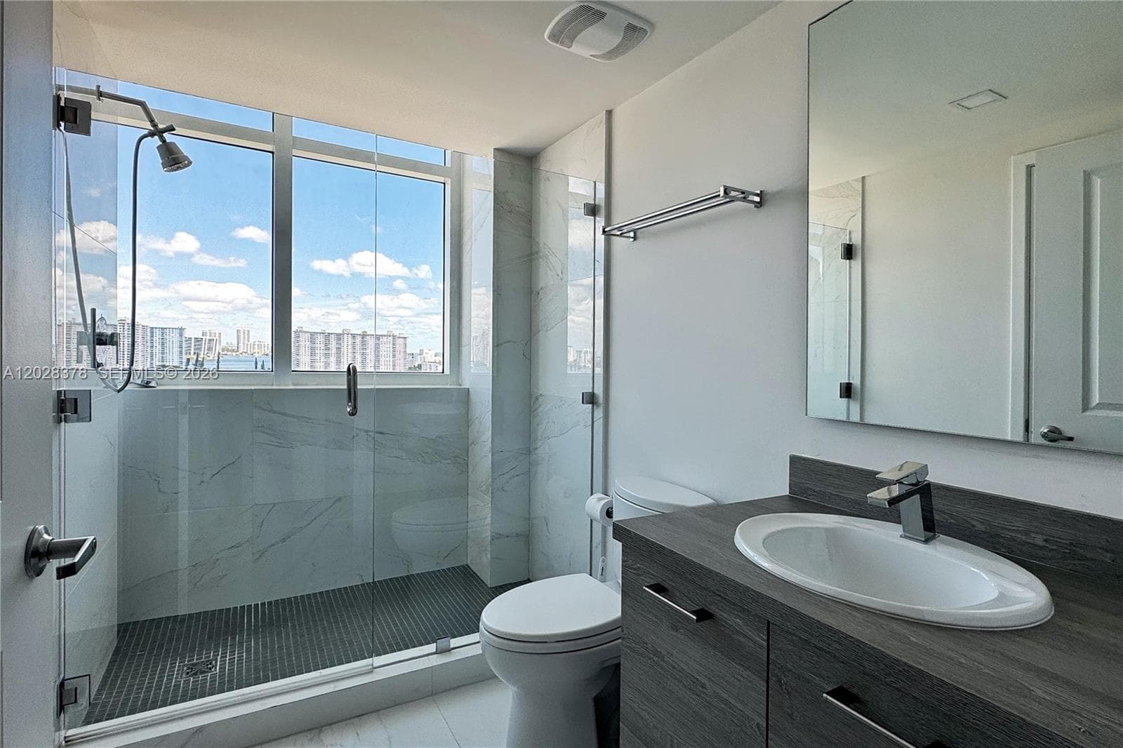 400 Sunny Isles Condo Wes, Sunny Isles Beach, FL — 34