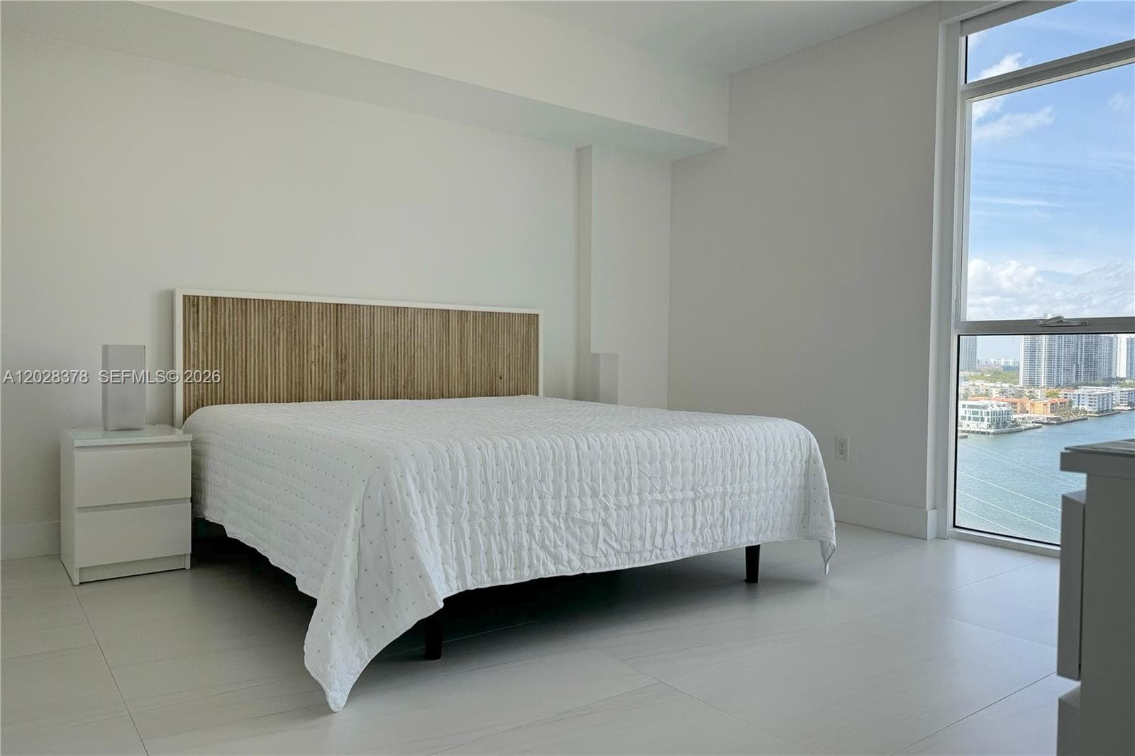 400 Sunny Isles Condo Wes, Sunny Isles Beach, FL — 21