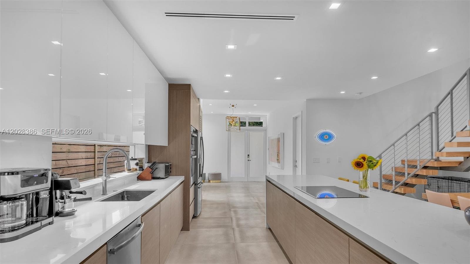 3162 Hibiscus St, Miami FL 33133 — 14