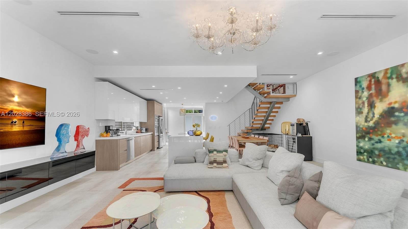 3162 Hibiscus St, Miami FL 33133 — 19