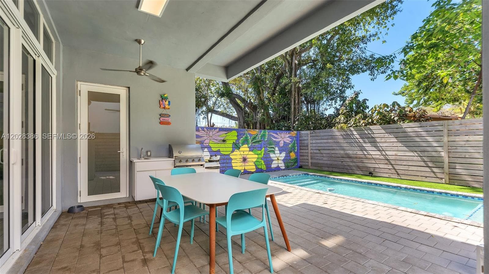 3162 Hibiscus St, Miami FL 33133 — 21