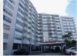 1300 NE Miami Gardens Drive # 901e, Miami FL 33179 — 1