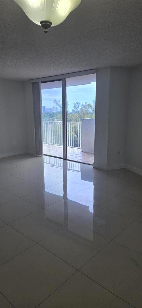 1300 NE Miami Gardens Drive # 901e, Miami FL 33179 — 10