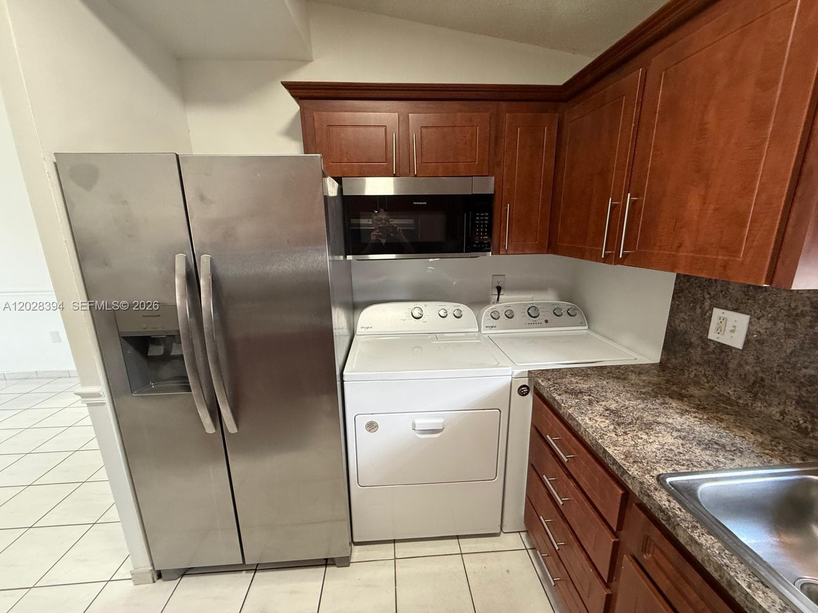 2212 W 74th St # 28, Hialeah FL 33016 — 3