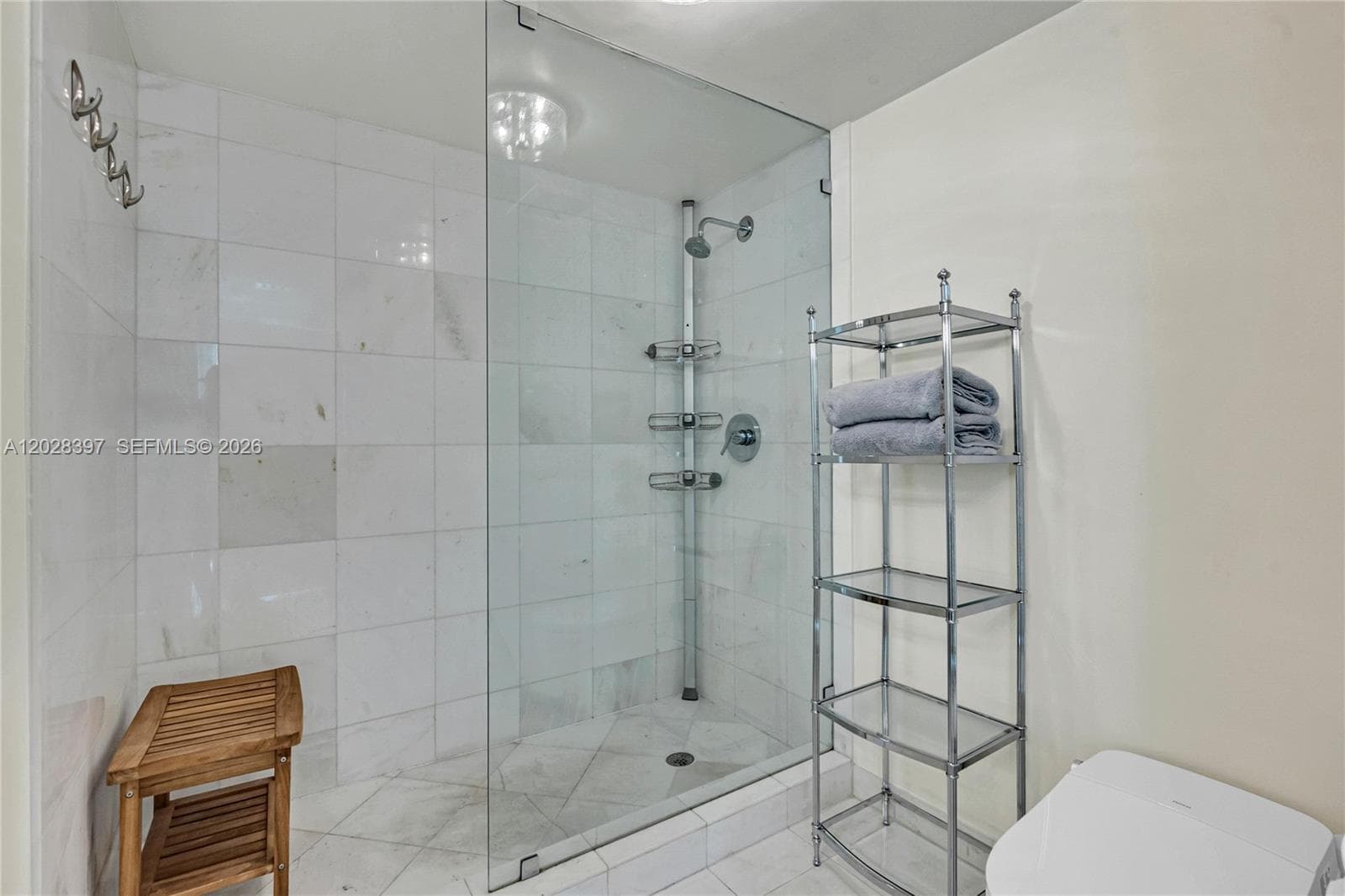 665 NE 25th St # 2301, Miami FL 33137 — 11