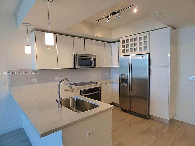 999 SW 1 AVE # 1907, Miami FL 33130 — 1