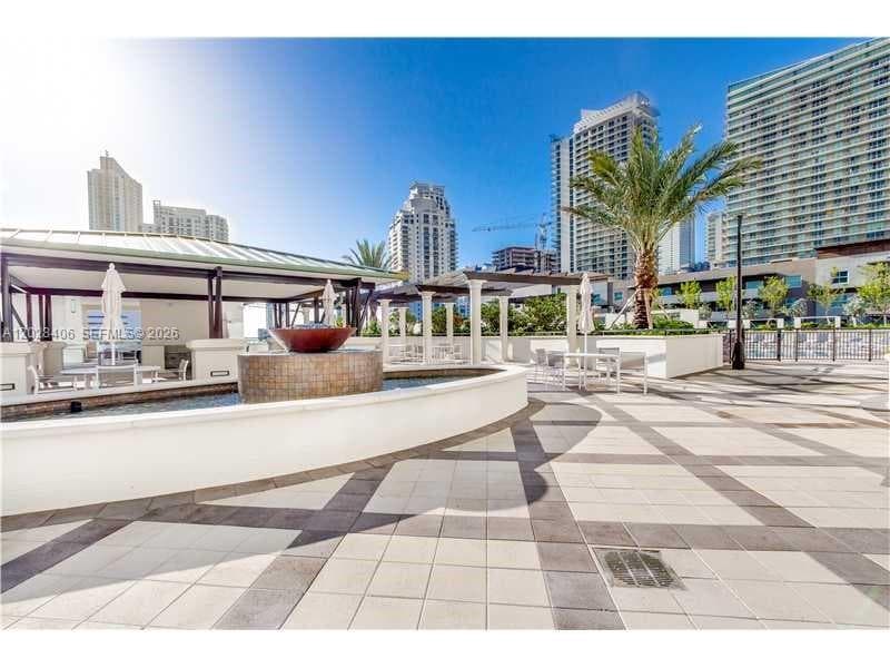 999 SW 1 AVE # 1907, Miami FL 33130 — 14
