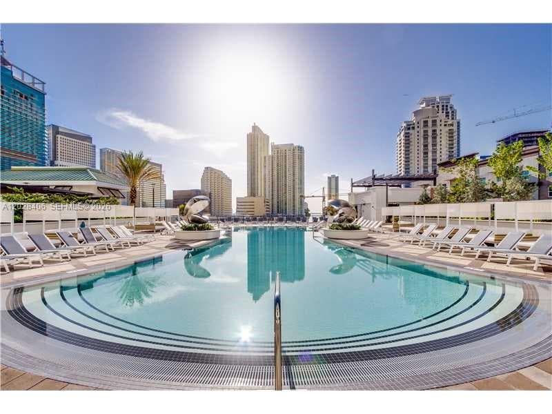 999 SW 1 AVE # 1907, Miami FL 33130 — 18