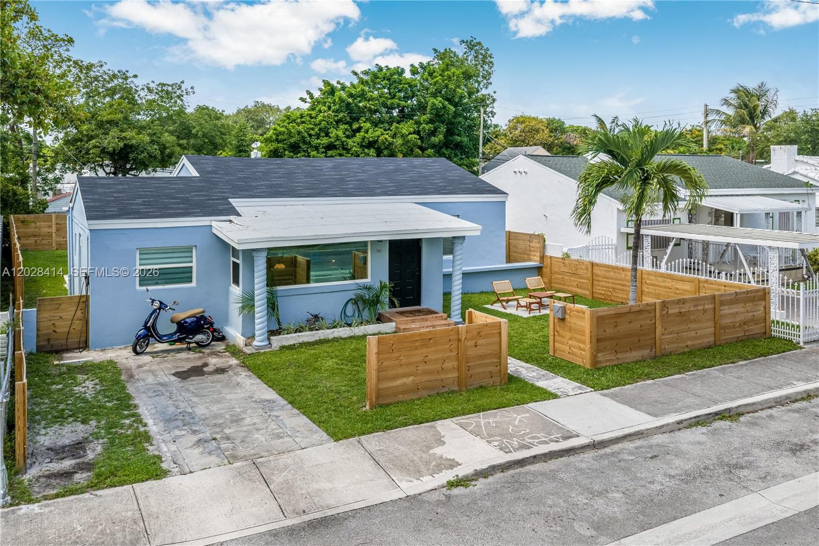 541 NW 49th St, Miami FL 33127 — 32