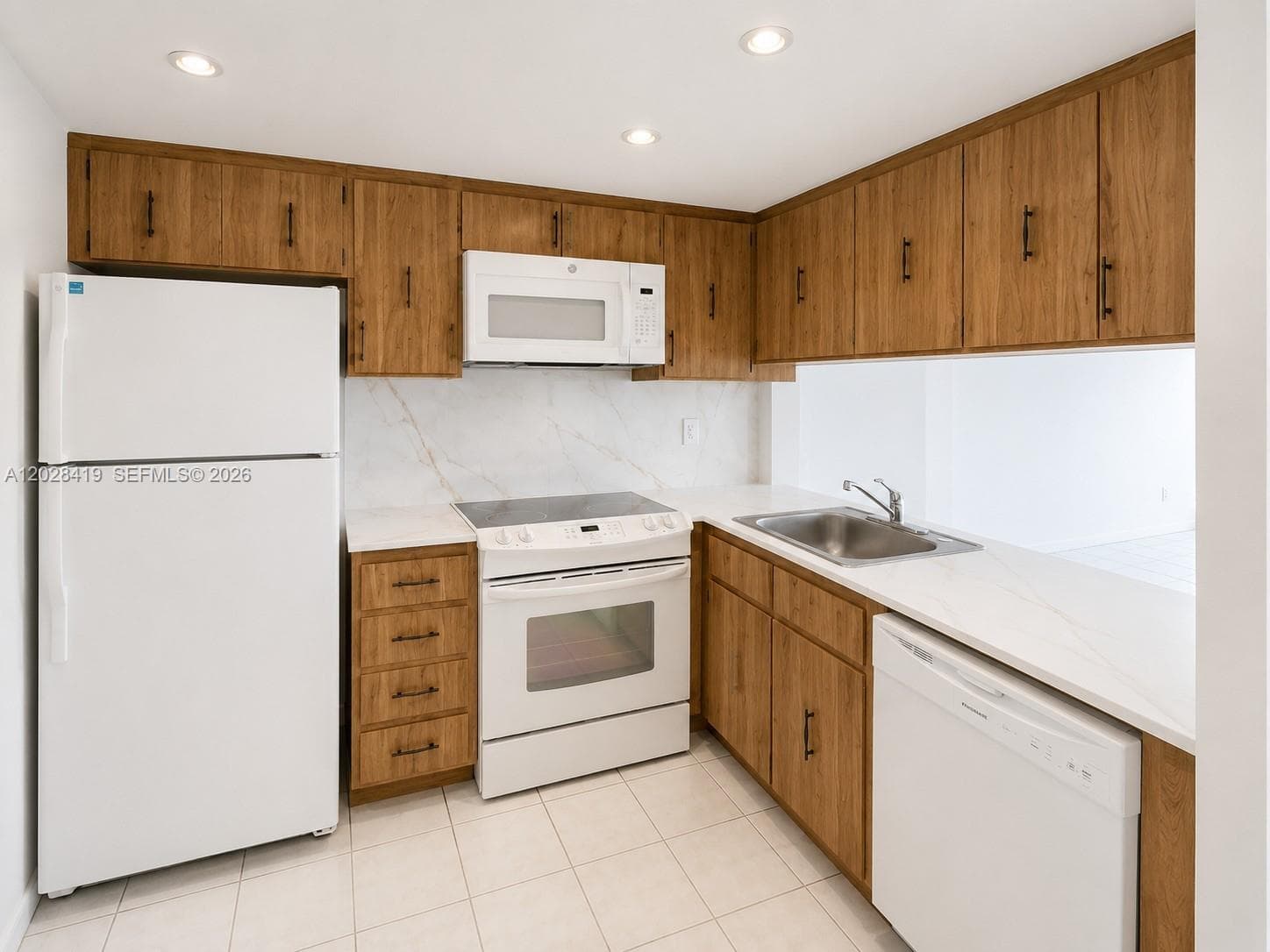 16465 NE 22nd Avenue # 206, North Miami Beach FL 33160 — 4