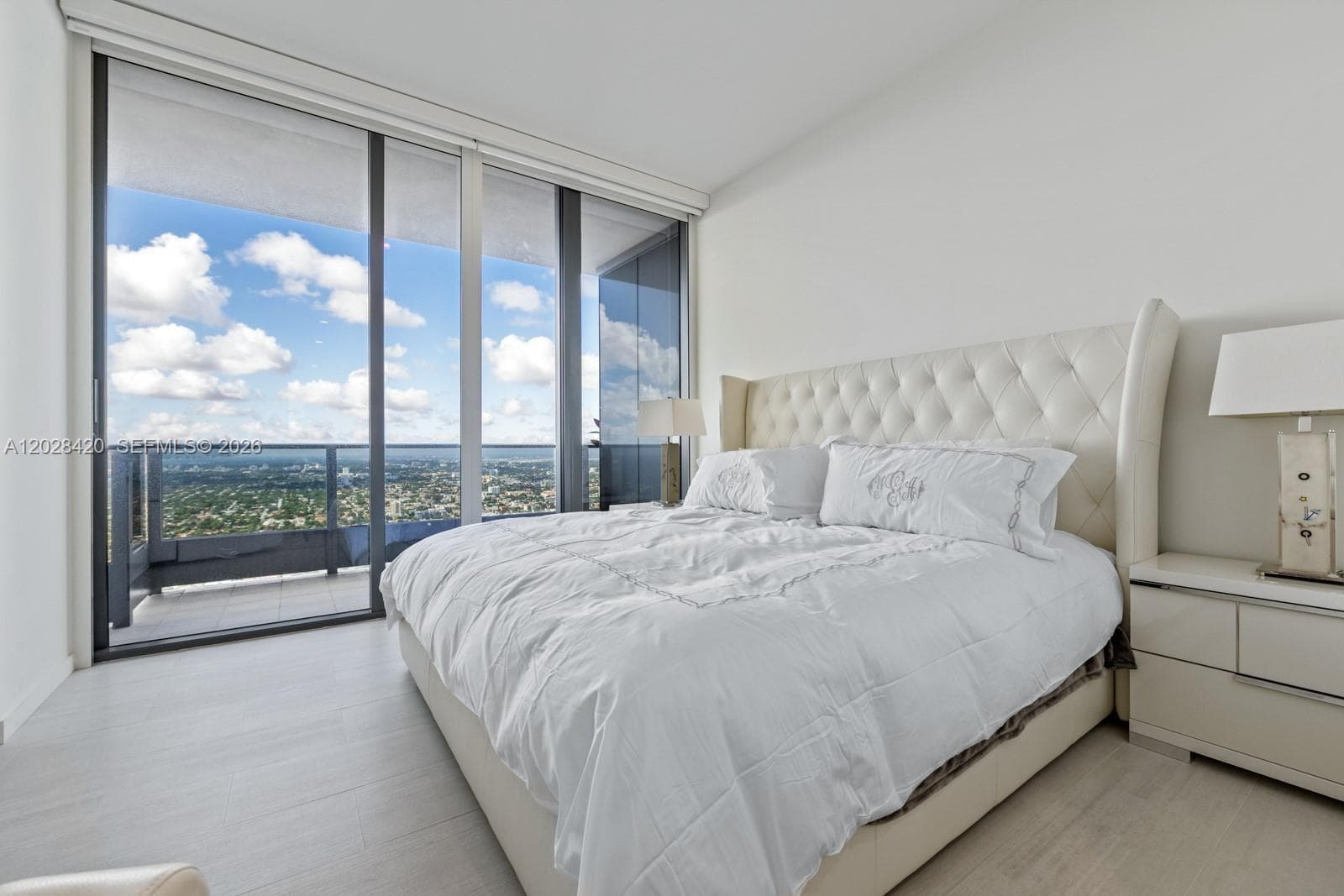 1000 Brickell Plz, Miami FL 33131 — 13