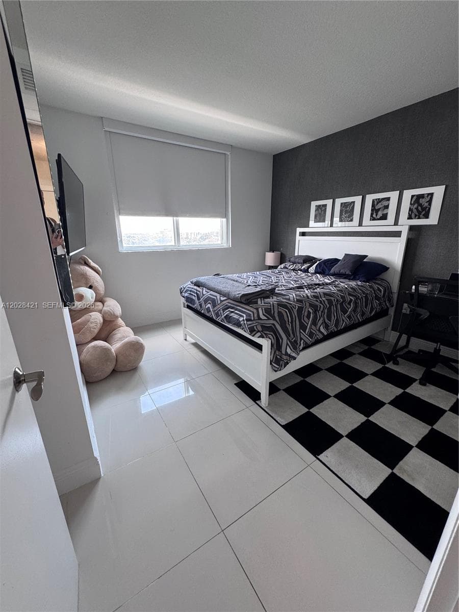 1861 NW S River Dr # 906, Miami FL 33125 — 14