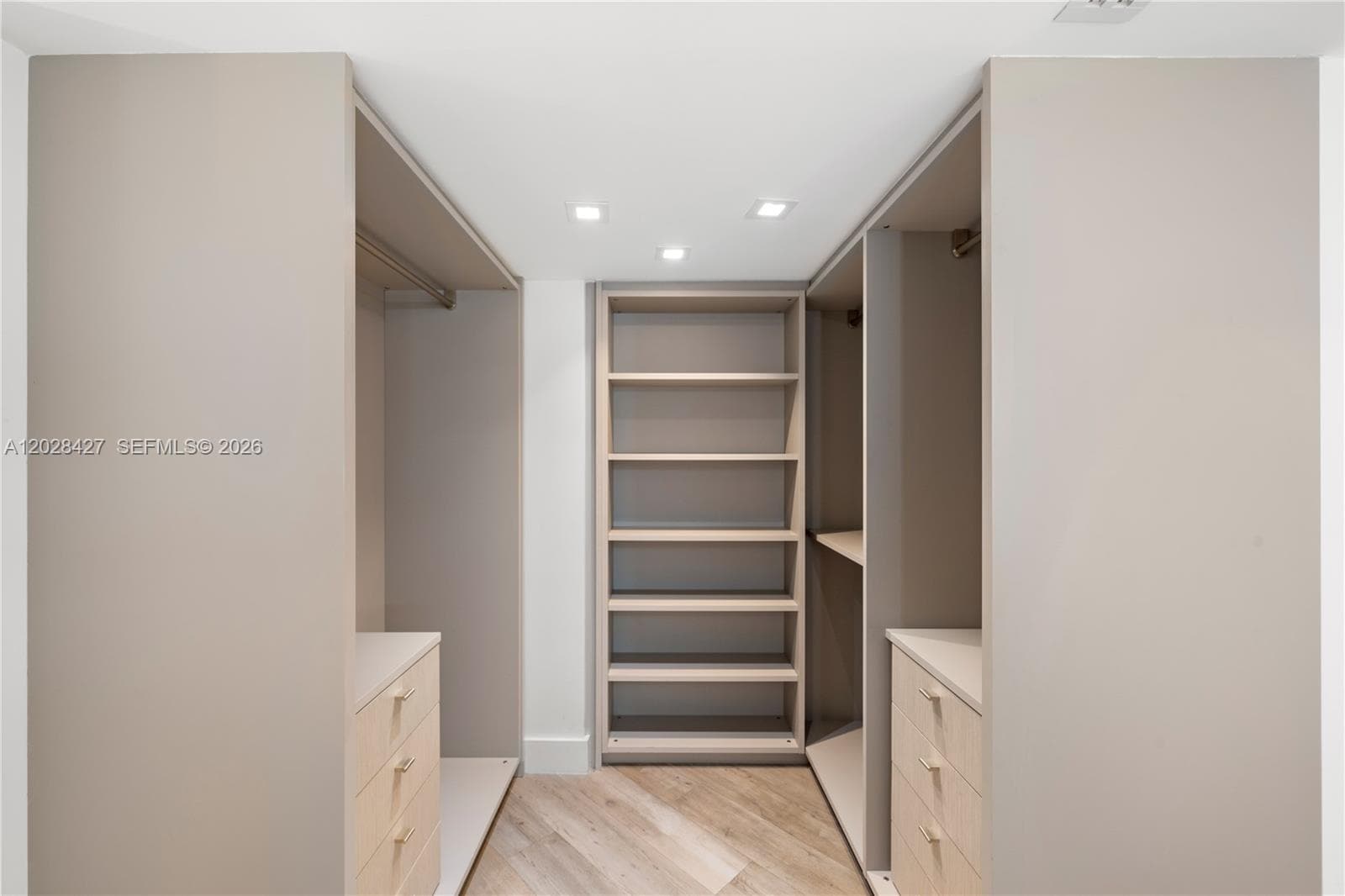 2301 Collins Ave # 1432, Miami Beach FL 33139 — 17