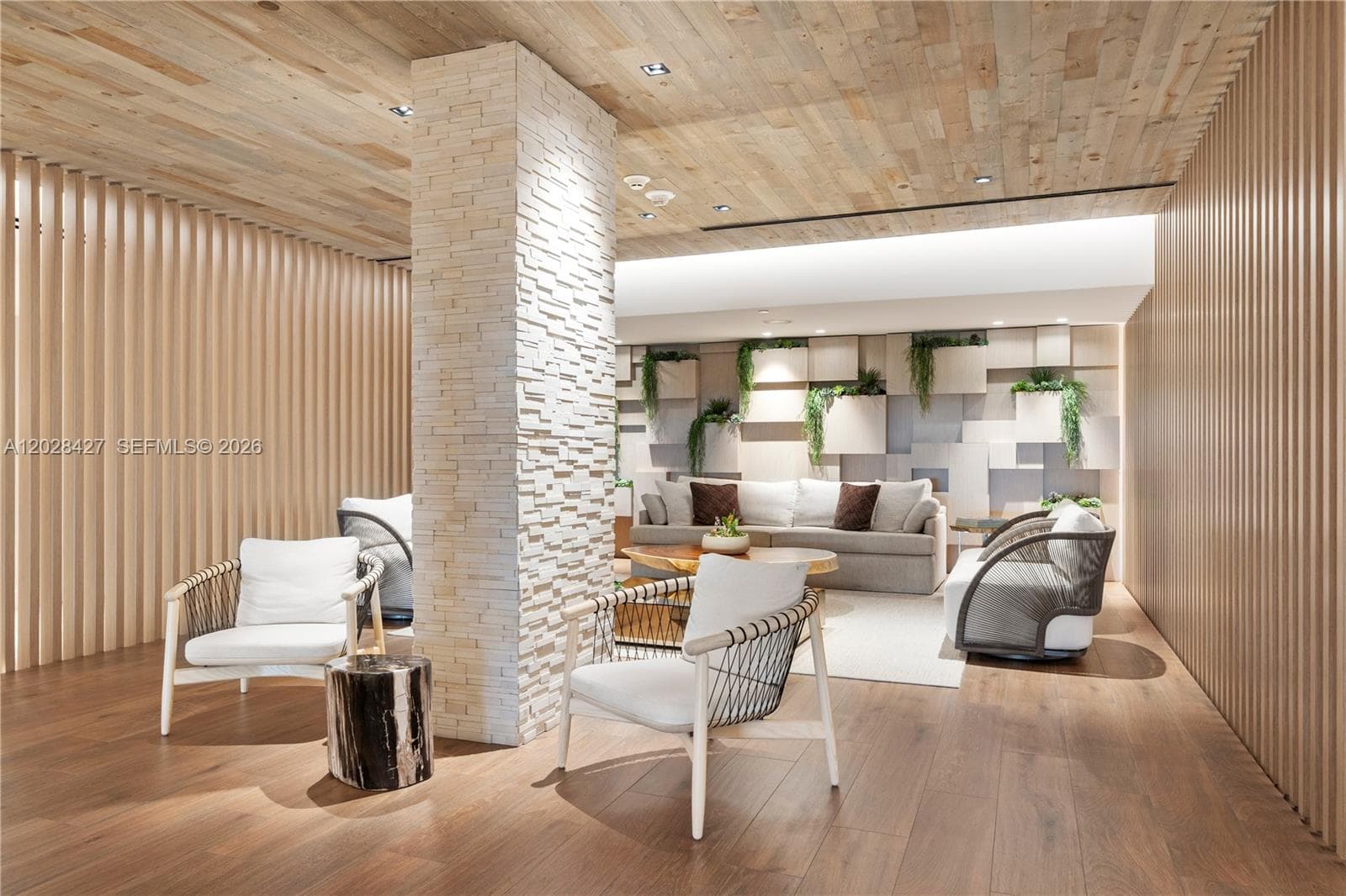 2301 Collins Ave # 1432, Miami Beach FL 33139 — 32
