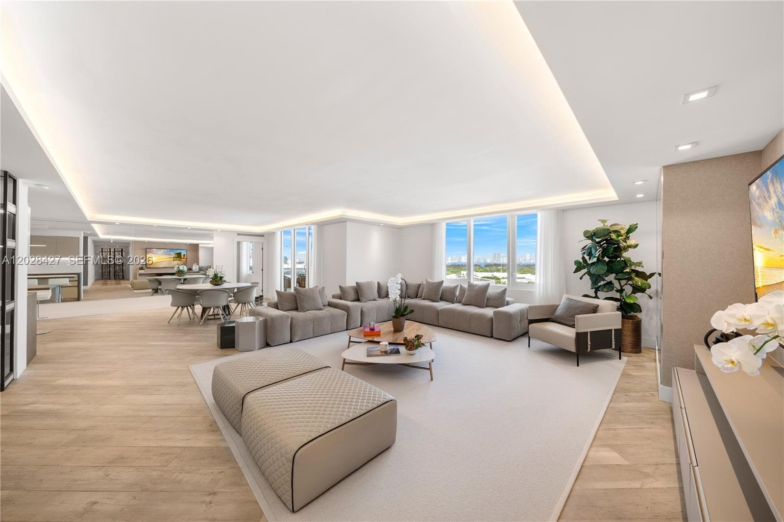 2301 Collins Ave # 1432, Miami Beach FL 33139 — 1