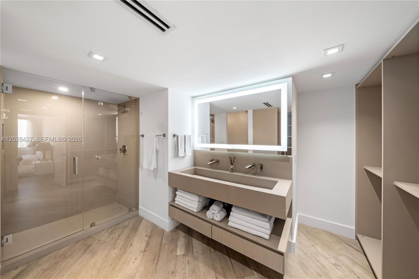 2301 Collins Ave # 1432, Miami Beach FL 33139 — 14
