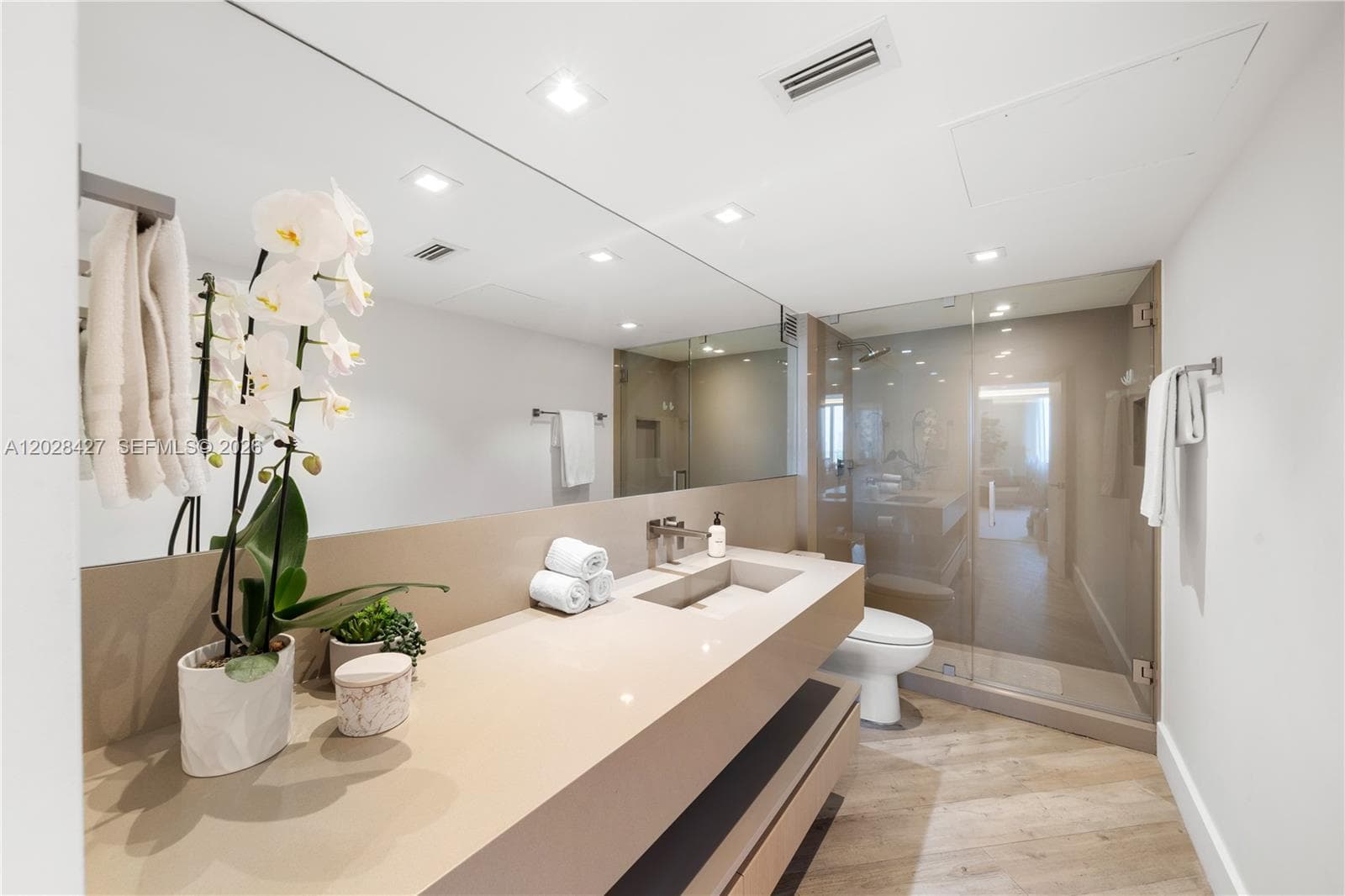 2301 Collins Ave # 1432, Miami Beach FL 33139 — 21