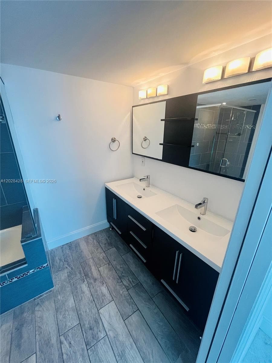 2655 Collins Ave # 602, Miami Beach FL 33140 — 14