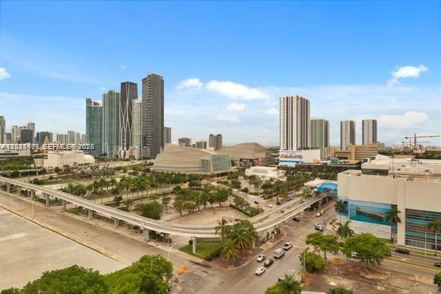 555 NE 15th St # 16H, Miami FL 33132 — 22