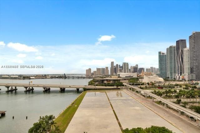 555 NE 15th St # 16H, Miami FL 33132 — 20
