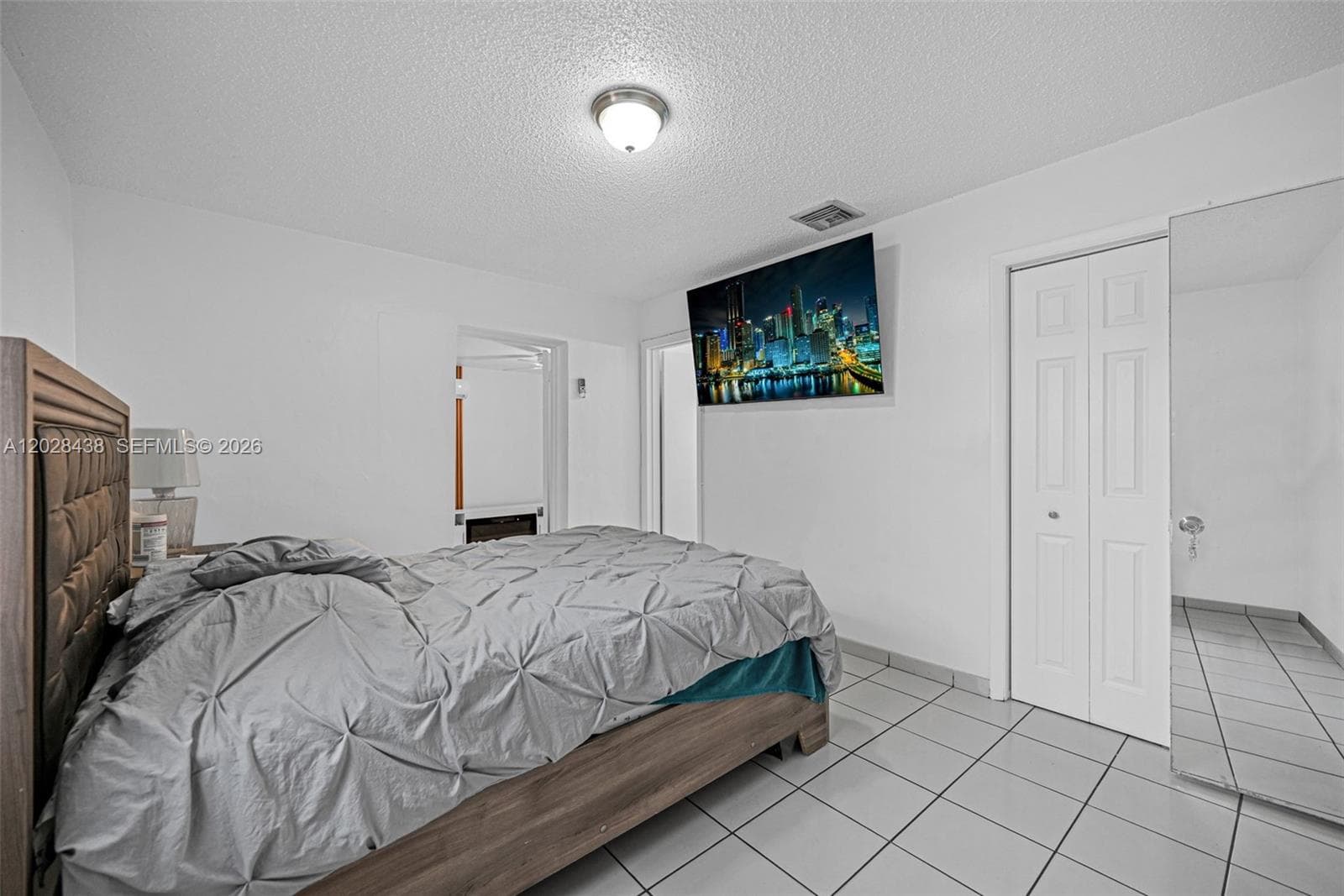 1421 SW 92nd Ave, Miami FL 33174 — 32
