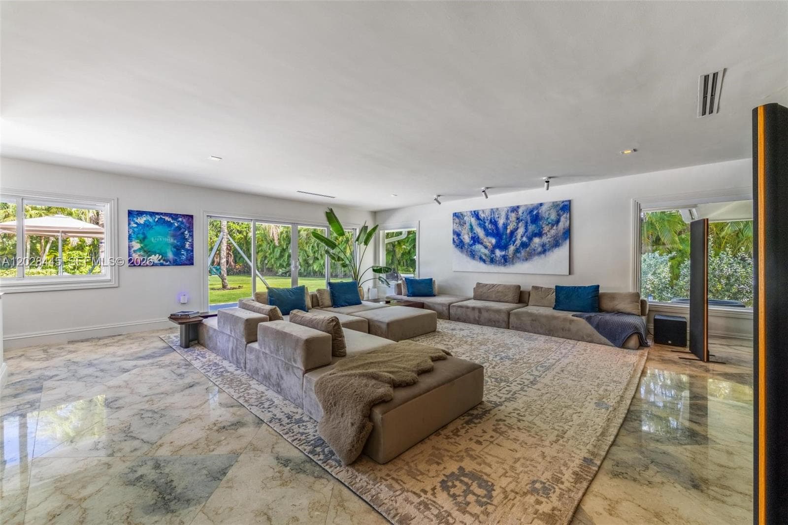 8251 Old Cutler Rd, Coral Gables FL 33143 — 17