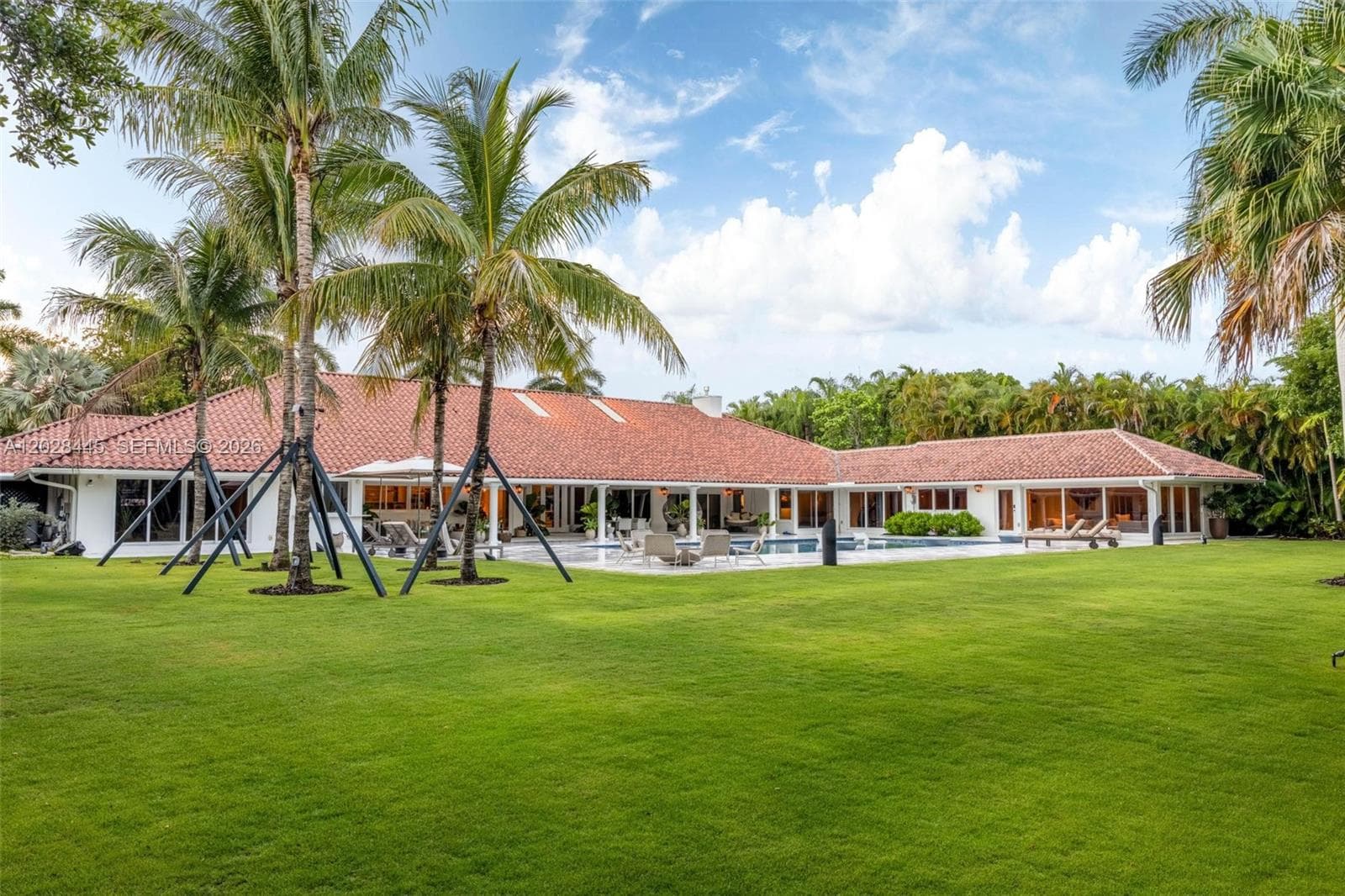 8251 Old Cutler Rd, Coral Gables FL 33143 — 123