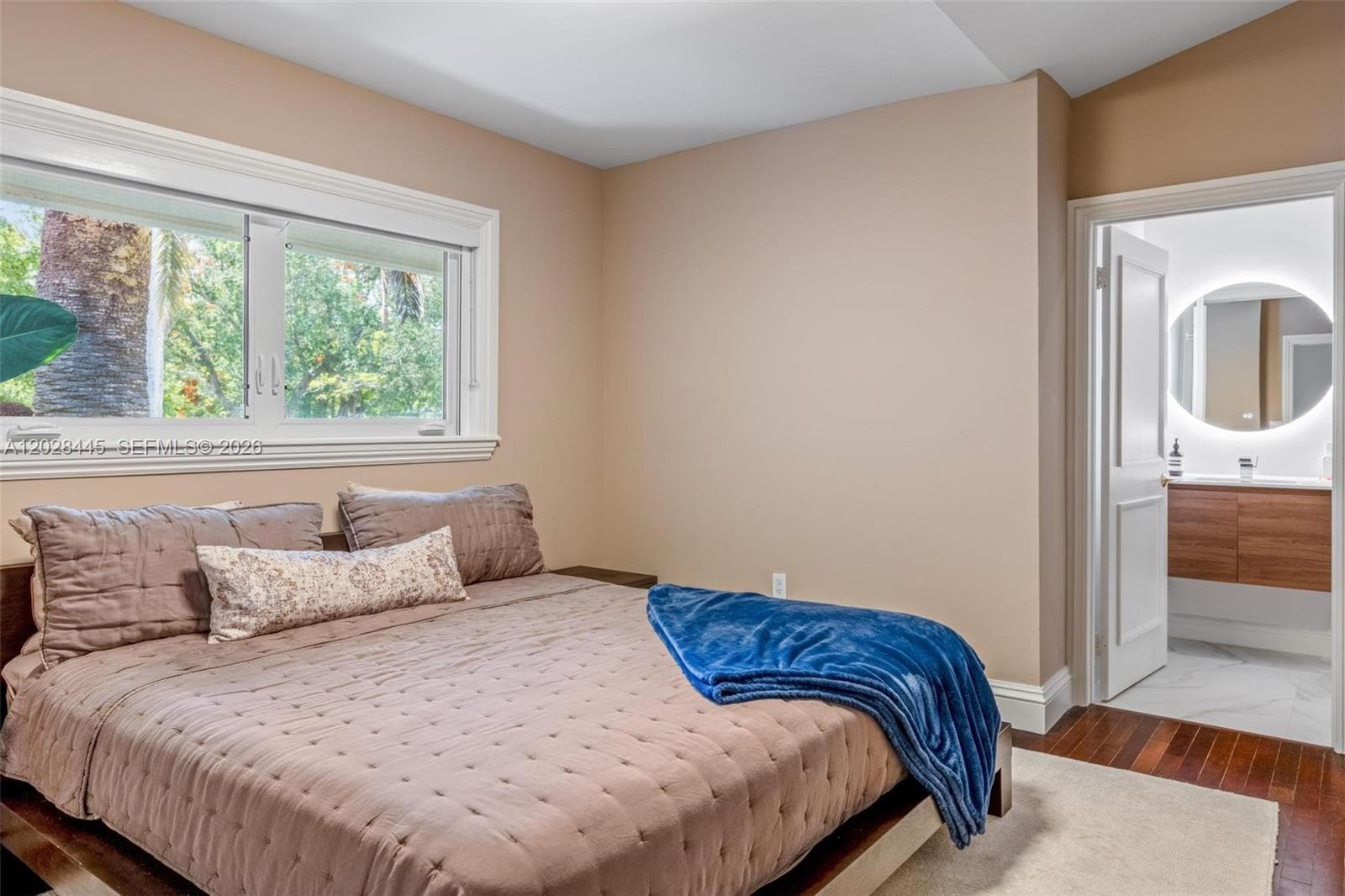 8251 Old Cutler Rd, Coral Gables FL 33143 — 79
