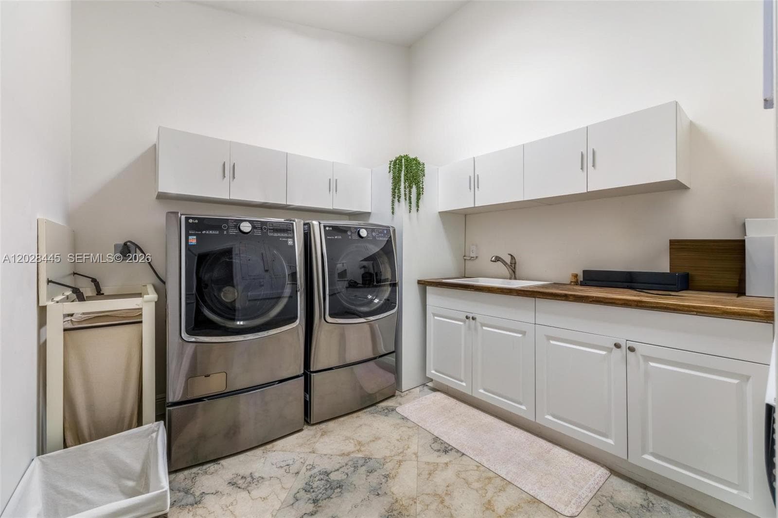 8251 Old Cutler Rd, Coral Gables FL 33143 — 153