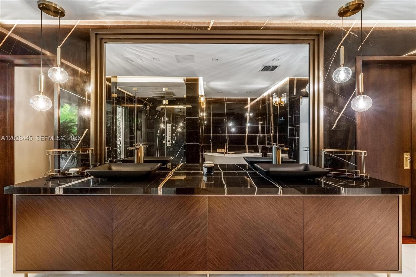 8251 Old Cutler Rd, Coral Gables FL 33143 — 64