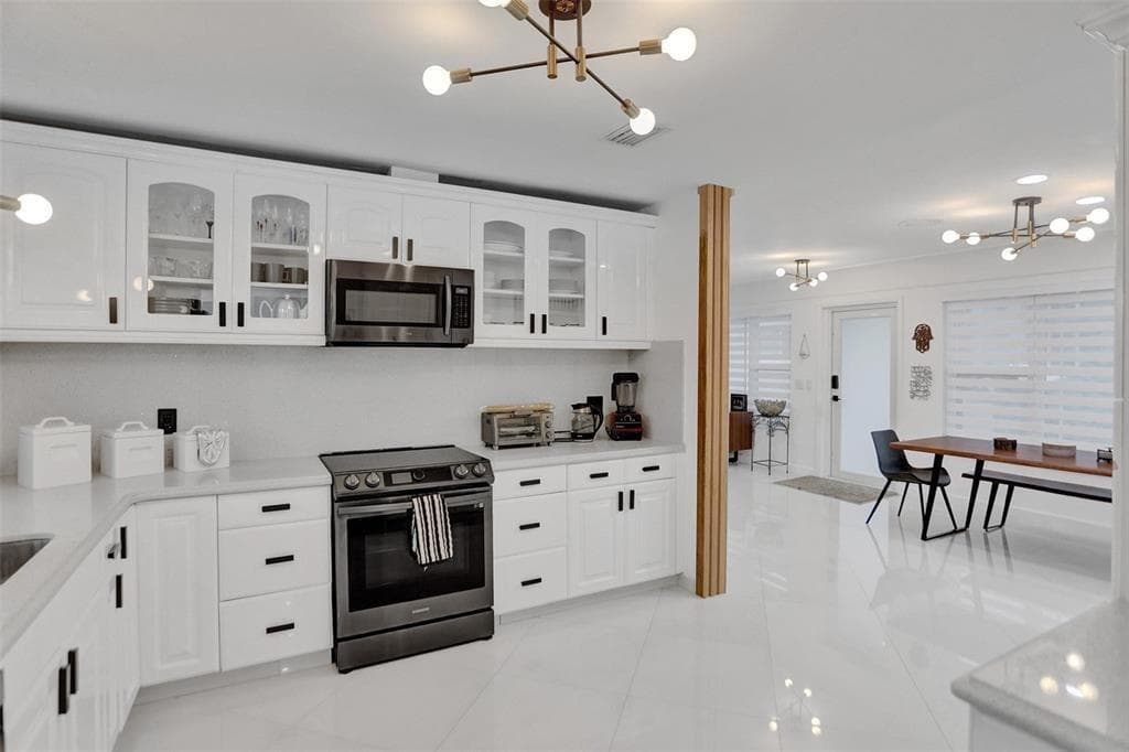 3101 NE 164th Street, North Miami Beach FL 33160 — 15