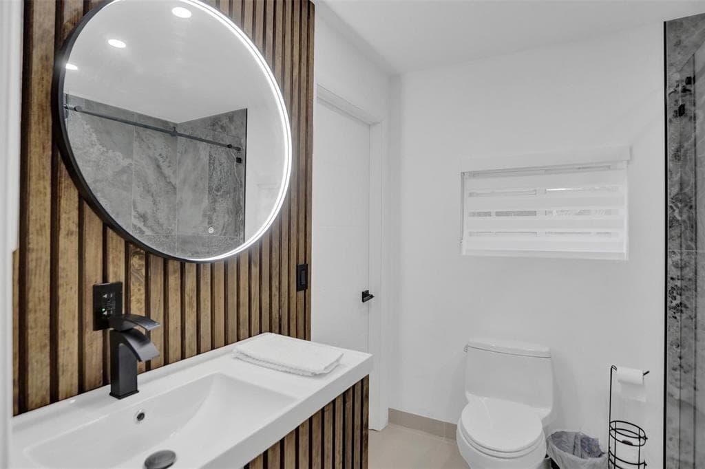3101 NE 164th Street, North Miami Beach FL 33160 — 48