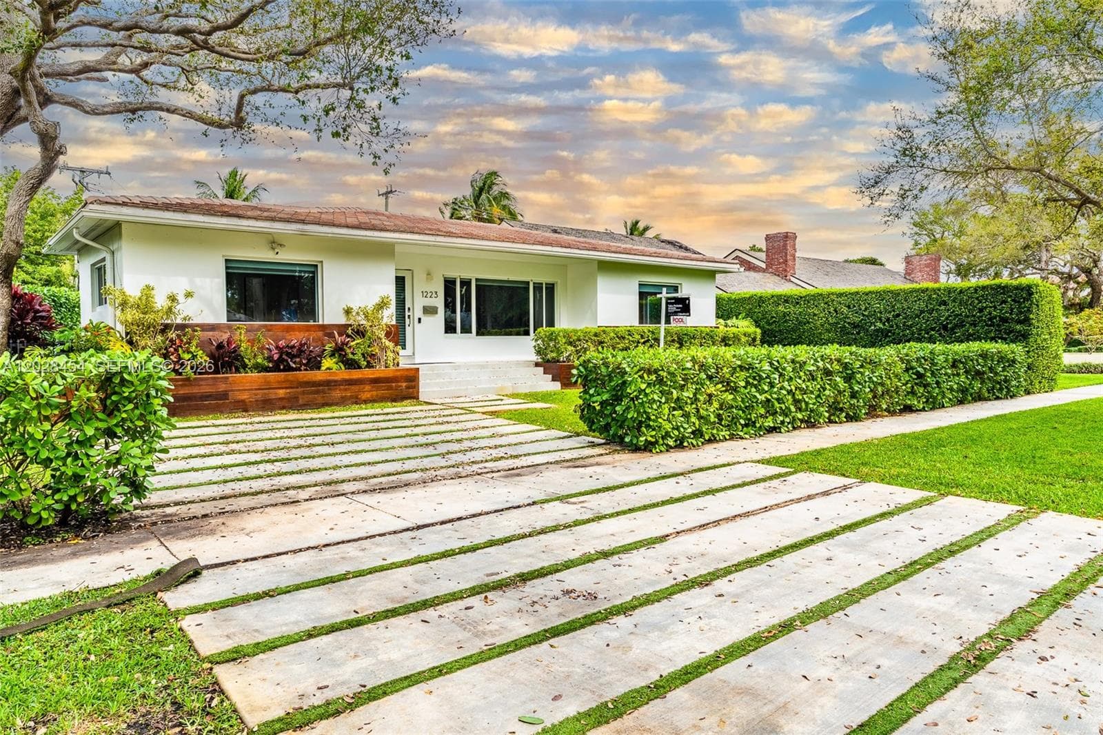 1223 NE 102nd St, Miami Shores FL 33138 — 32