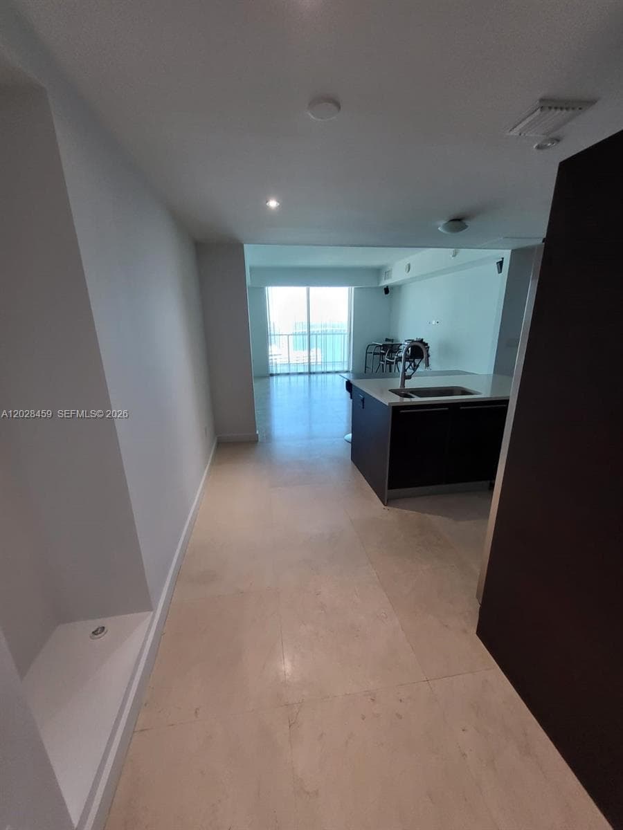 1900 N Bayshore Dr # 2415, Miami FL 33132 — 6