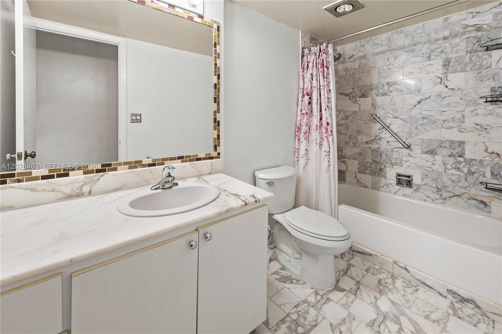 2555 Collins Ave # 403, Miami Beach FL 33140 — 20