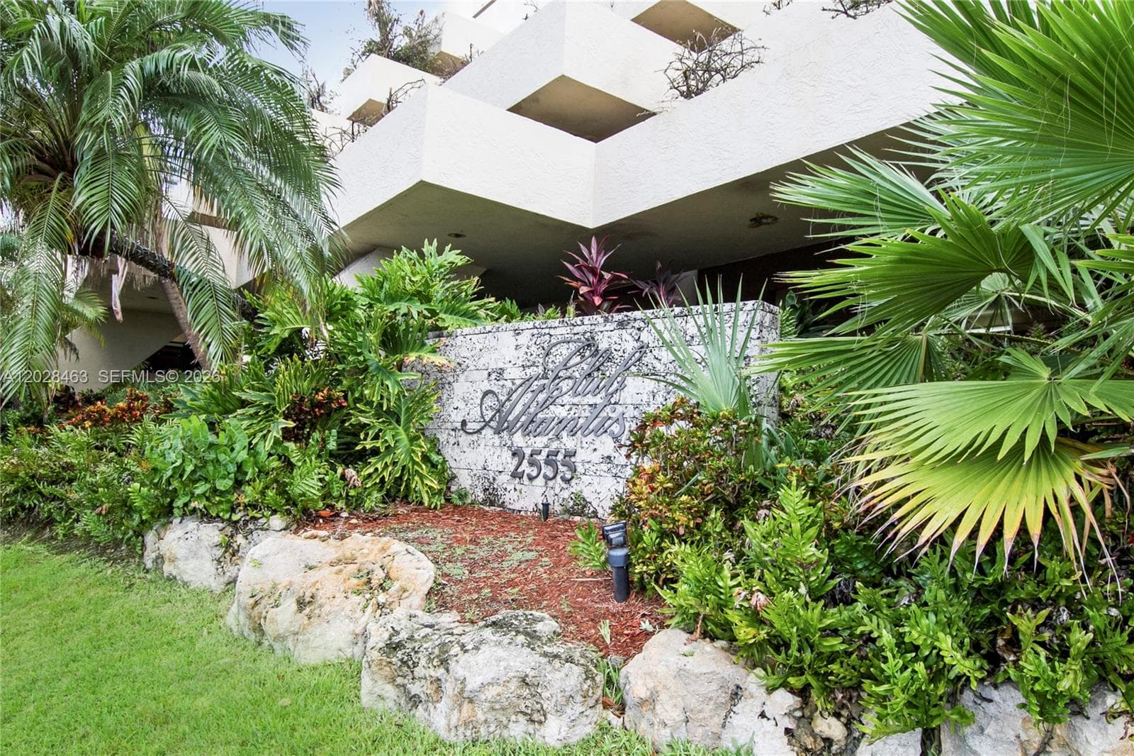 2555 Collins Ave # 403, Miami Beach FL 33140 — 30