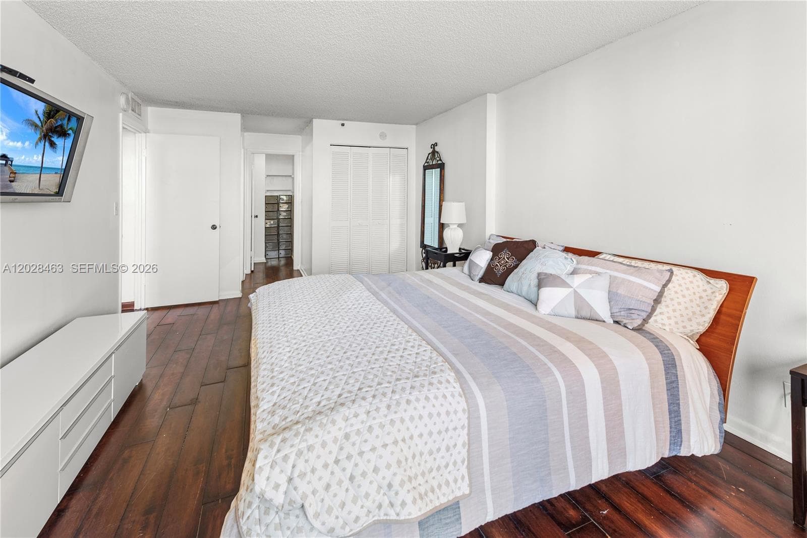 2555 Collins Ave # 403, Miami Beach FL 33140 — 15