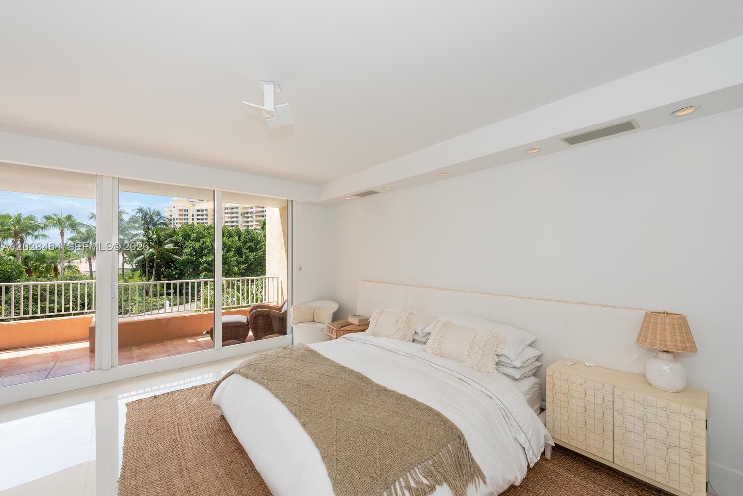 781 Crandon Blvd # 405, Key Biscayne FL 33149 — 11