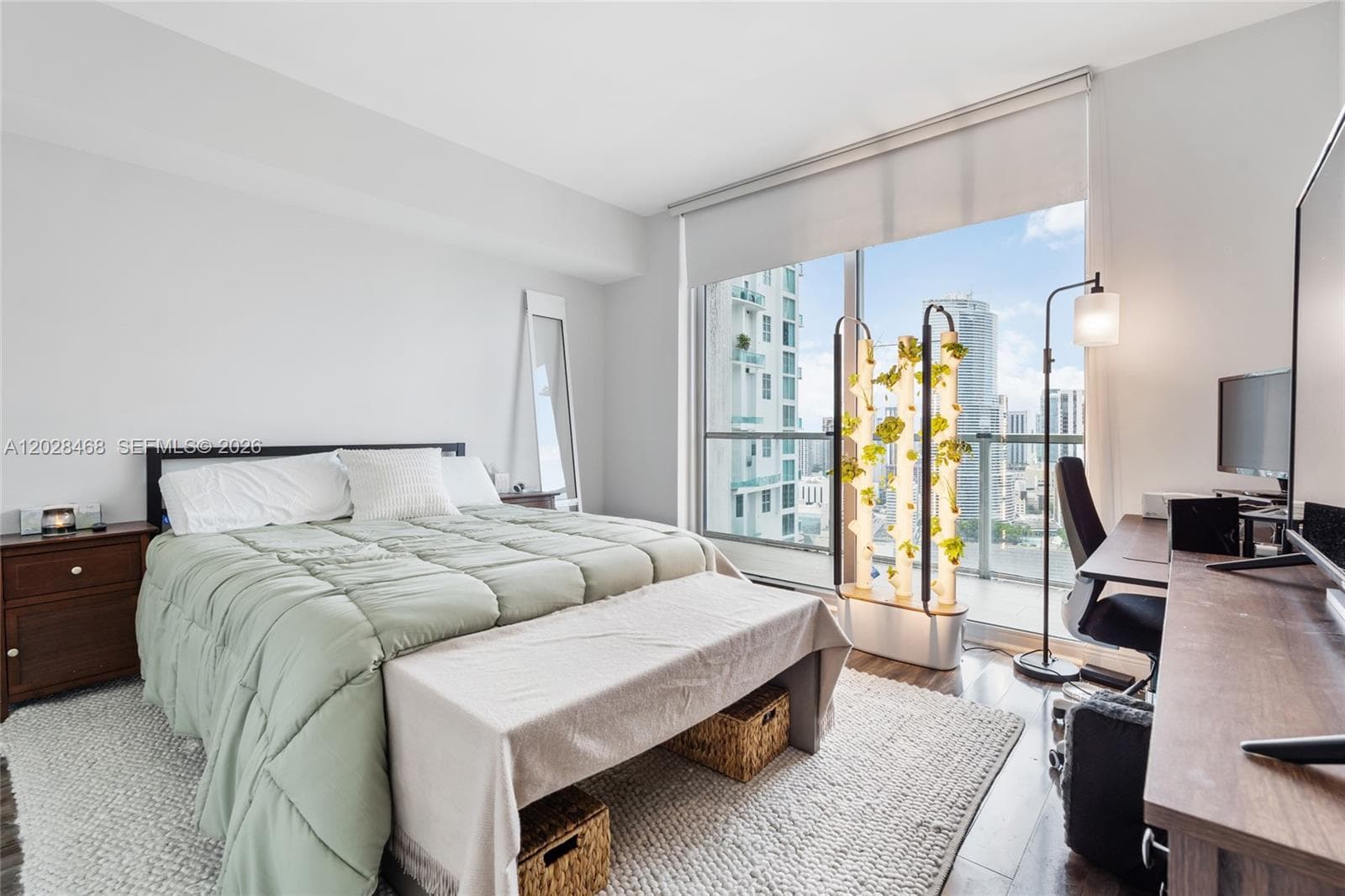 55 SE 6th St # 3303, Miami FL 33131 — 12