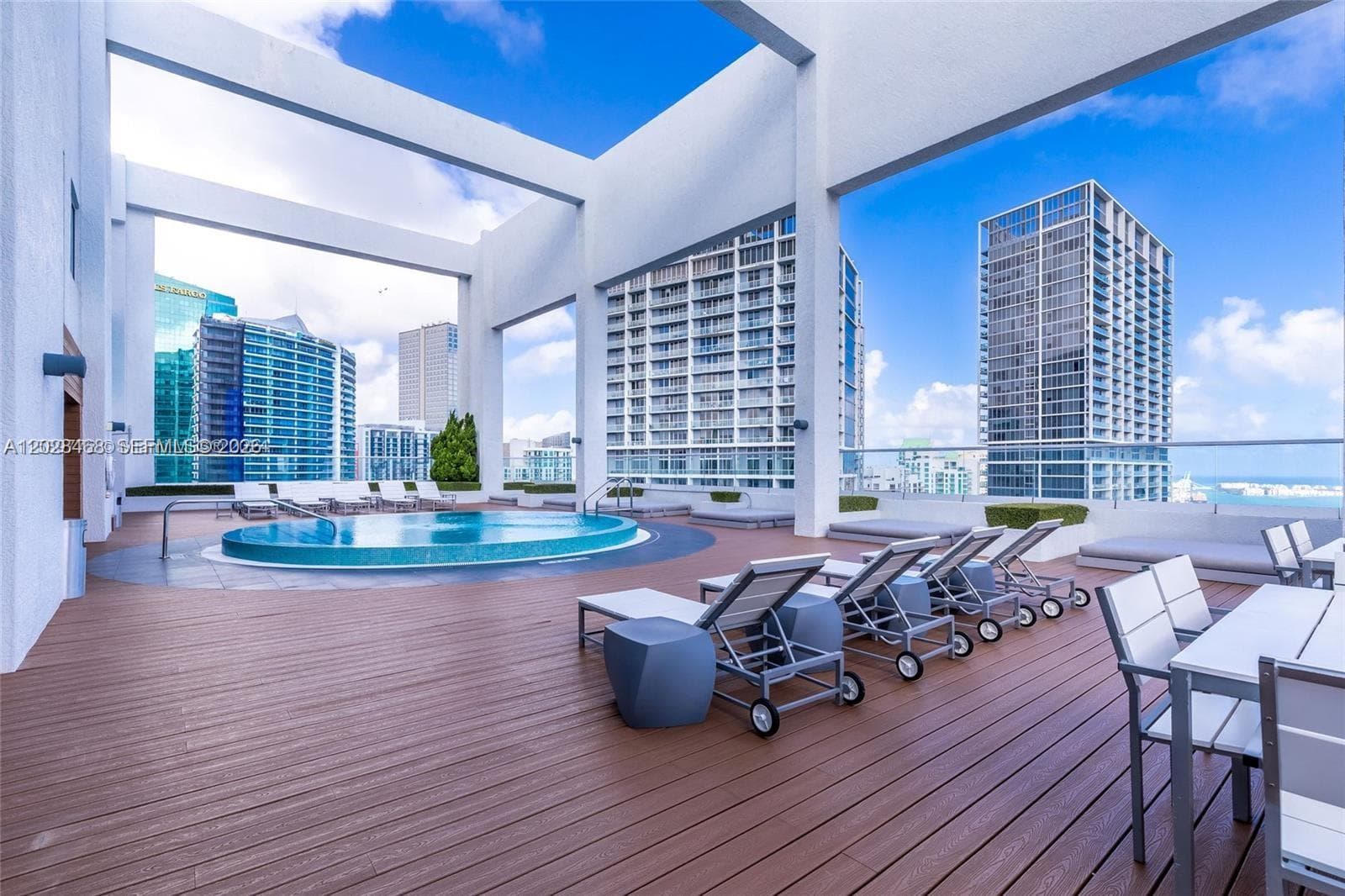 55 SE 6th St # 3303, Miami FL 33131 — 34