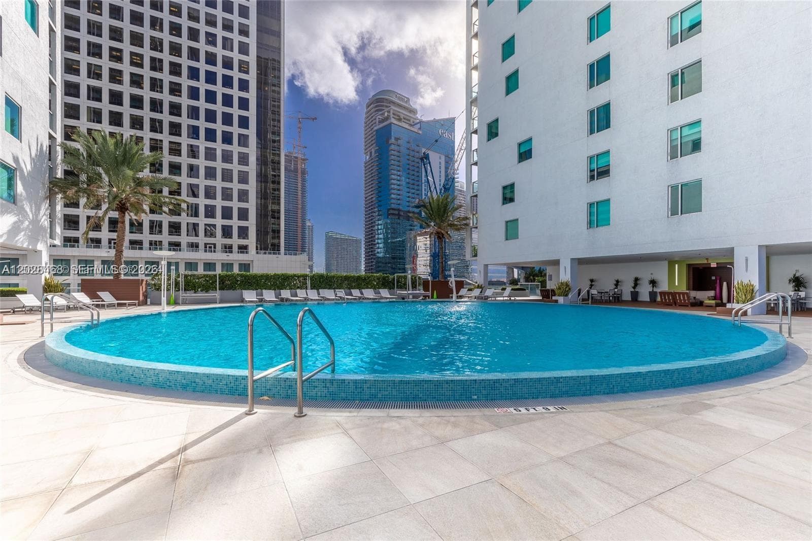 55 SE 6th St # 3303, Miami FL 33131 — 25
