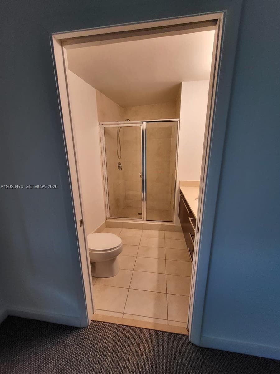 1900 N Bayshore Dr # 2415, Miami FL 33132 — 12