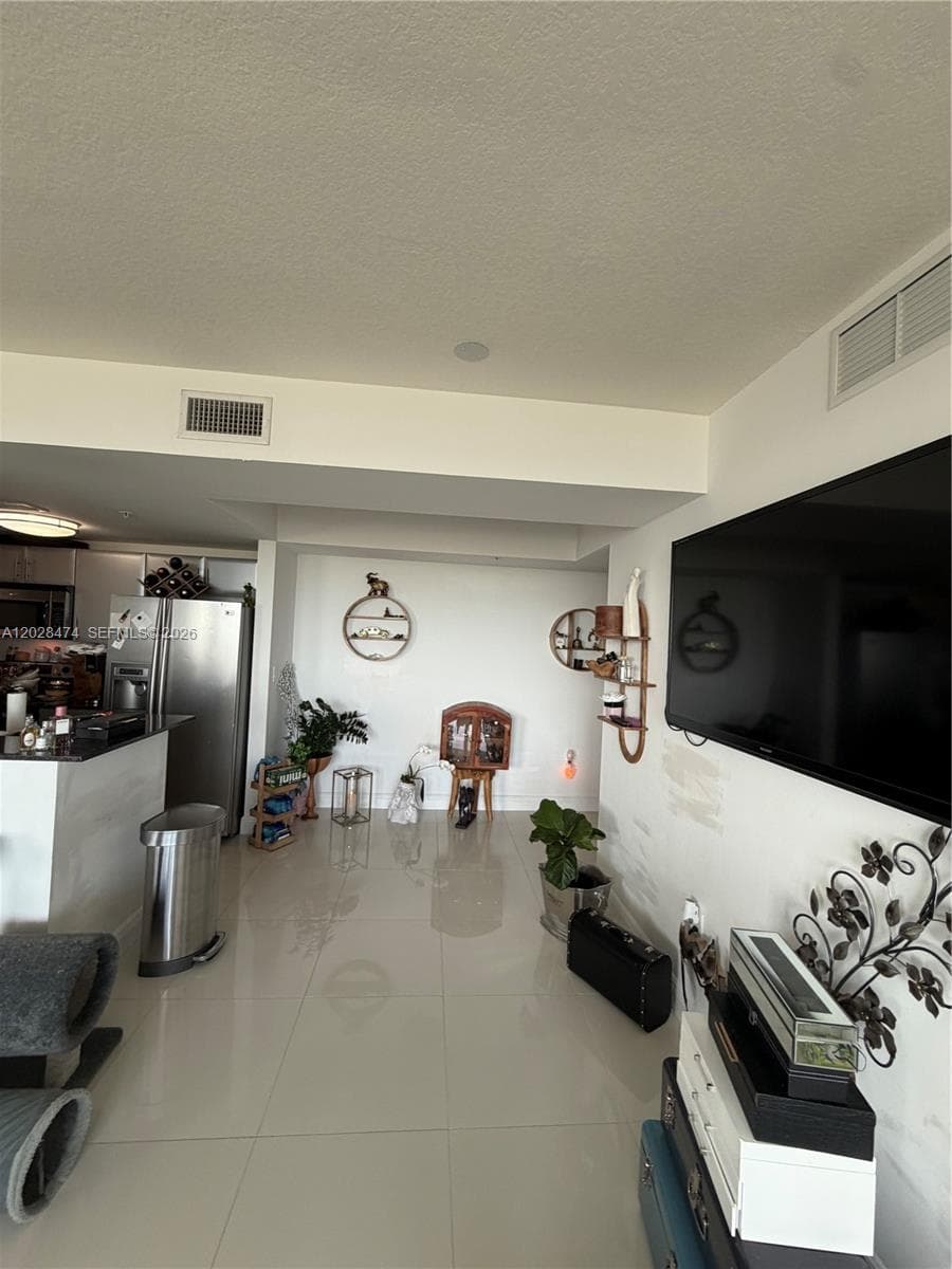 1871 NW S River Dr # 1502, Miami FL 33125 — 3